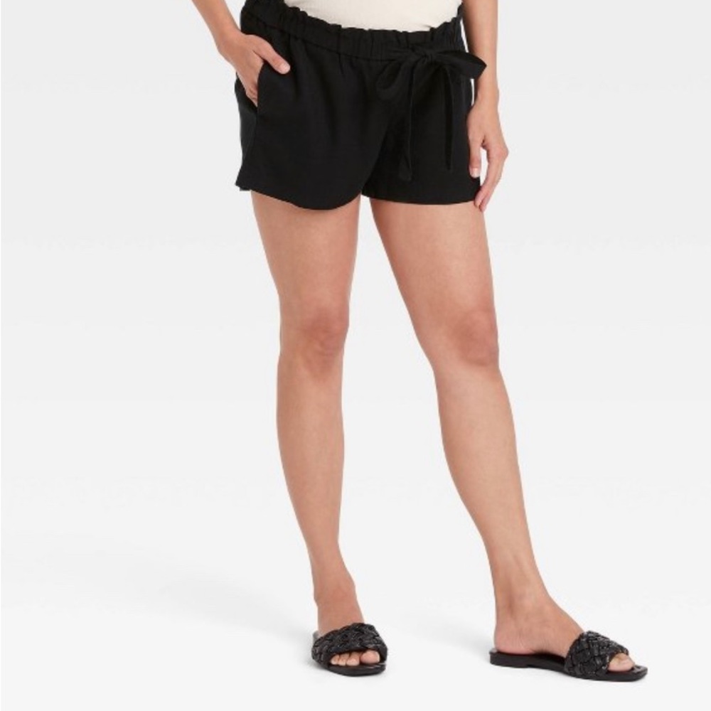Tie Front Pull On Maternity Shorts. Sizes S. Black.